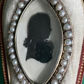 Samuel Houghton, pendant silhouette of a child